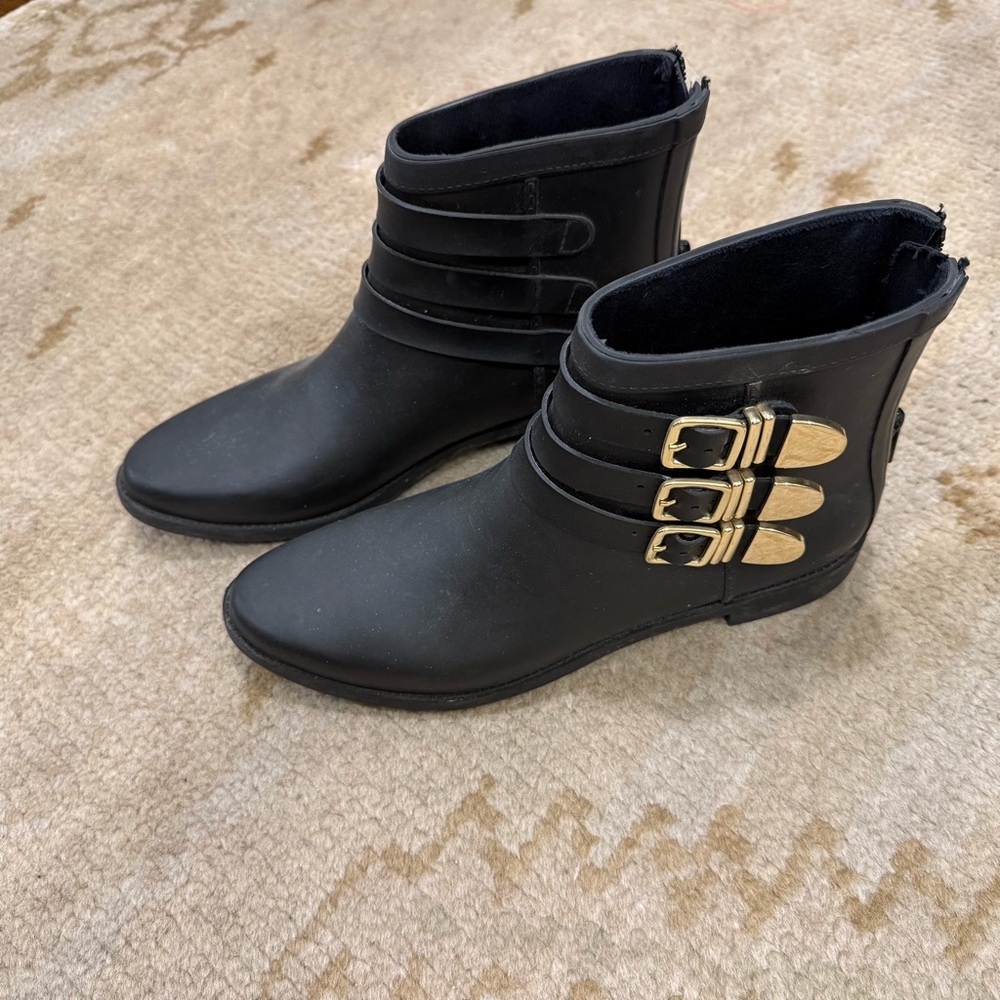 Loeffler Randall moto rain boots